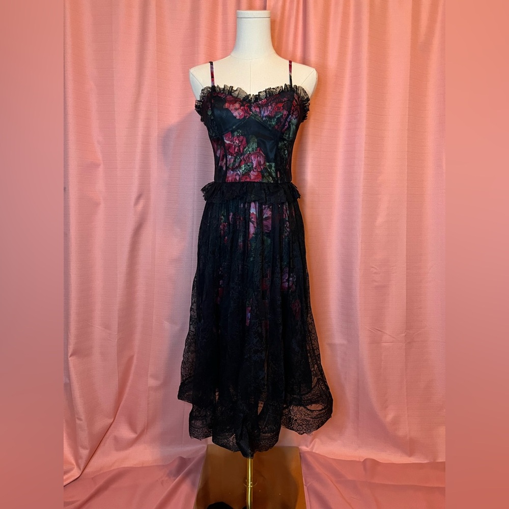 Pearl by Georgina Chapman Lace Dress | size 4 - Picture 11 of 11